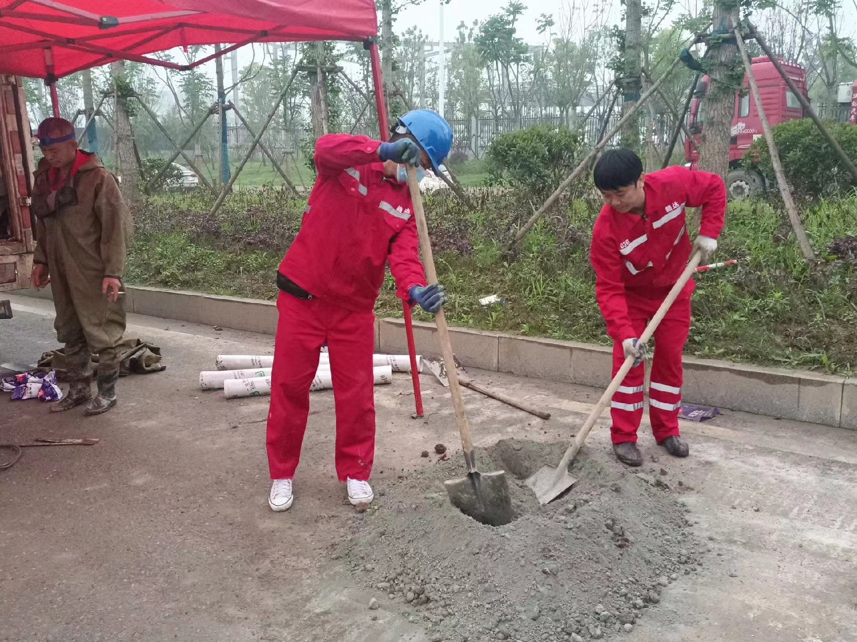 共和管道疏通哪家好】及时进行市政管道清淤
