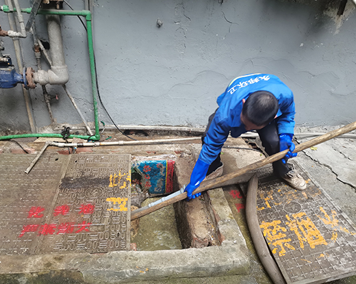 共和清掏化粪池